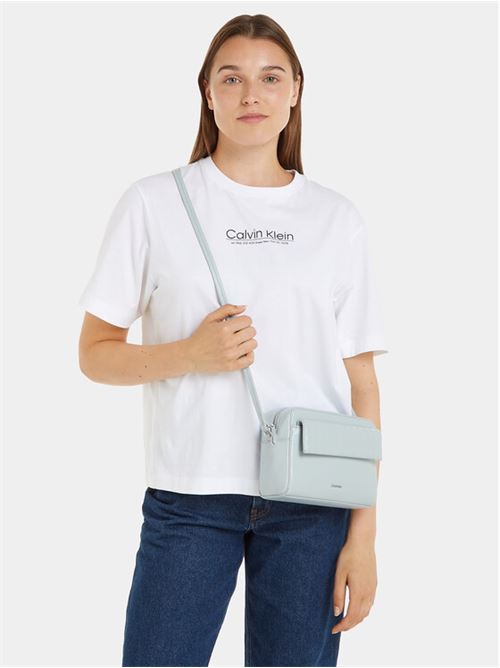 CALVIN MINI QUILT CAMERA BAG CALVIN KLEIN | K60K611884/PEB